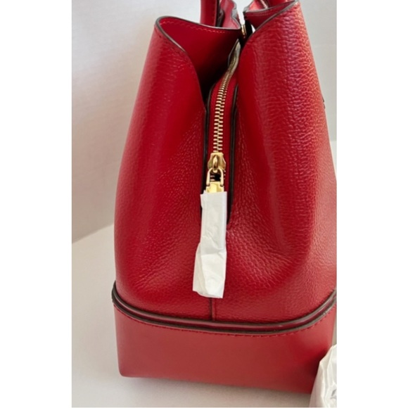 MICHAEL MICHAEL KORS Mercer Gallery Bright Red Medium Bag - Picture 8 of 14
